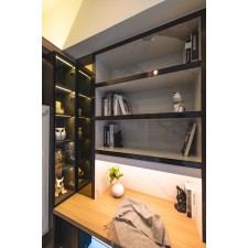 Storage cabinet